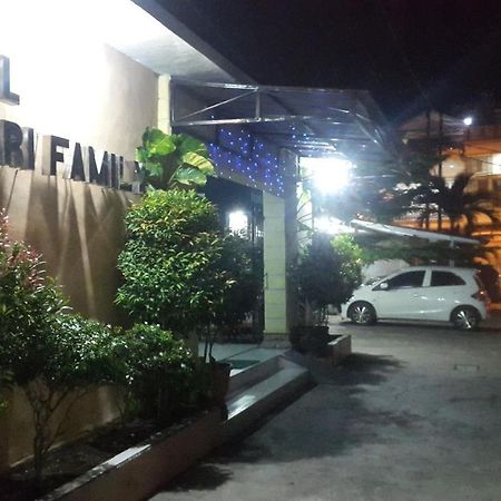 Bahari Family Hotel Bitung Εξωτερικό φωτογραφία