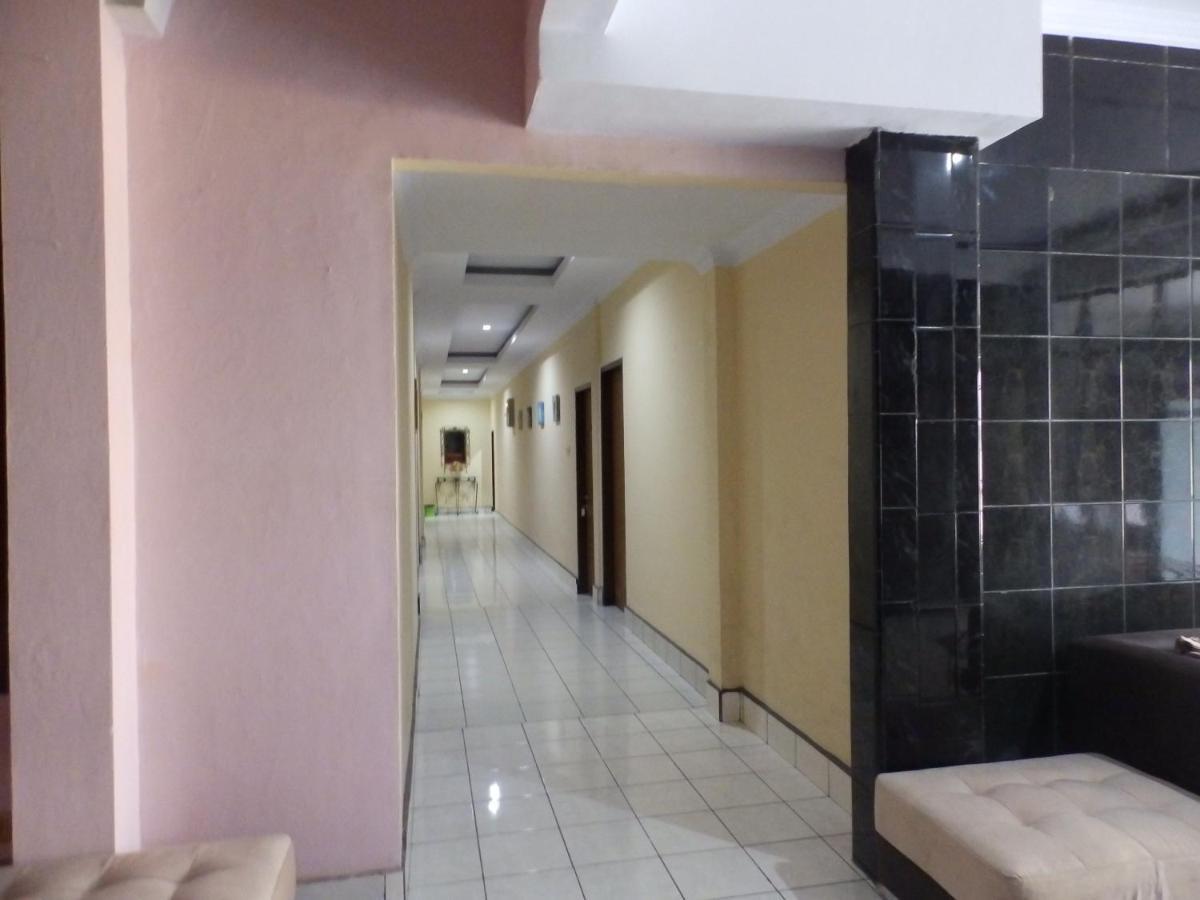 Bahari Family Hotel Bitung Εξωτερικό φωτογραφία